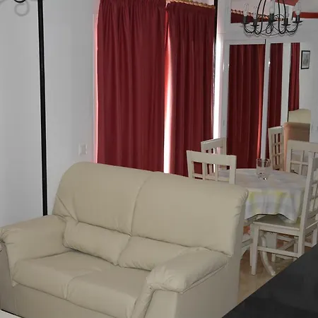 Apartamento Mediterraneo *