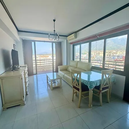 أبارتامينتوس ميديتيرانيو ماربيا